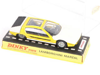 Lot 325 - DINKY TOYS (GB) (1)