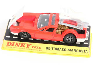 Lot 358 - DINKY TOYS (GB) (3)