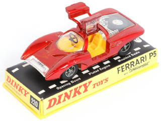 Lot 356 - DINKY TOYS (GB) (3)