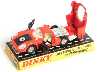 Lot 356 - DINKY TOYS (GB) (3)
