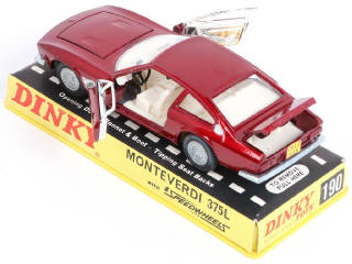 Lot 354 - DINKY TOYS (GB) (3)