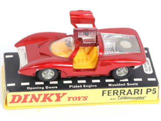Lot 359 - DINKY TOYS (GB) (3)