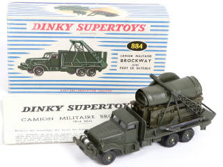 Lot 374 - DINKY TOYS (FRANCE) (1)