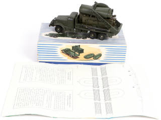 Lot 374 - DINKY TOYS (FRANCE) (1)