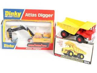 Lot 350 - DINKY TOYS (GB) (2)