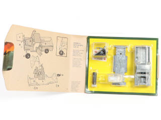 Lot 360 - DINKY TOYS (GB) (3)