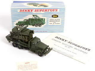 Lot 373 - DINKY TOYS (FRANCE) (1)