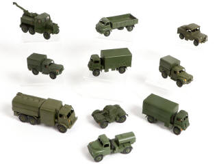 Lot 366 - DINKY TOYS (GB) (10)