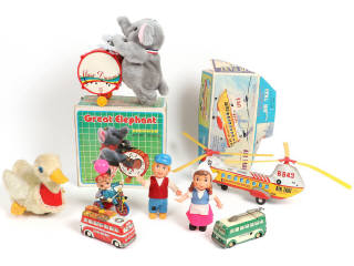 Lot 7 - DIVERS (9)