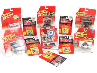 Lot 63 - DIVERS (11)