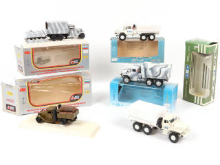 Lot 99 - DIVERS (URSS) (5)