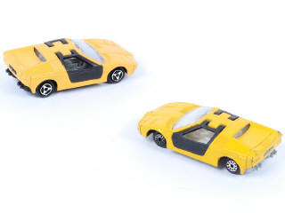 Lot 277 - MAJORETTE (FRANCE) (2)