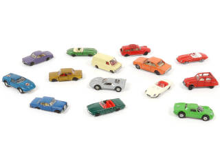 Lot 77 - DIVERS (14)