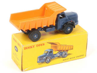 Lot 308 - DINKY TOYS (FRANCE) (1)