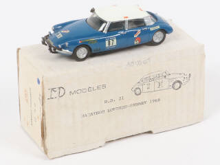 Lot 304 - D.M. MODELES (FRANCE) (1)