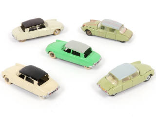 Lot 319 - DINKY TOYS (FRANCE) (5)