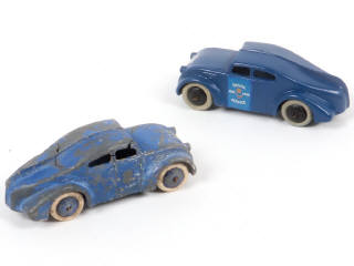 Lot 335 - DINKY TOYS (GB) (2)