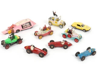 Lot 358 - DINKY TOYS (9)