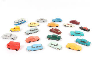 Lot 83 - DIVERS (20)
