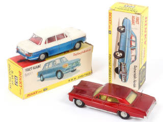 Lot 334 - DINKY TOYS (GB) (2)