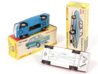 Lot 334 - DINKY TOYS (GB) (2)