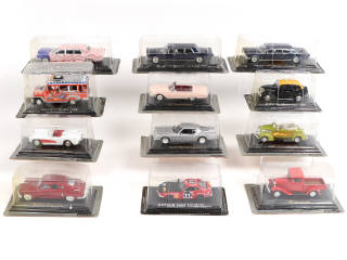 Lot 60 - DIVERS (12)