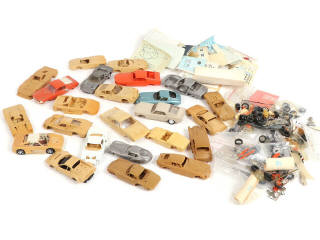 Lot 184 - DIVERS (100)