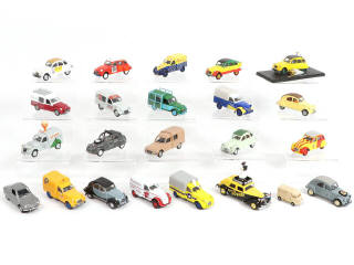 Lot 142 - DIVERS (23)