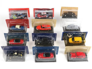 Lot 56 - DIVERS (12)