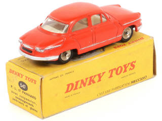 Lot 261 - DINKY TOYS (FRANCE) (1)