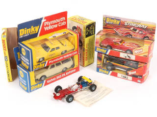 Lot 236 - DINKY TOYS (GB) (5)