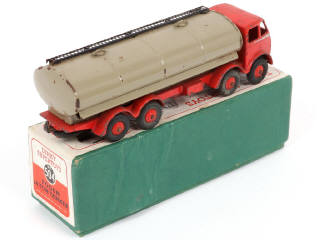 Lot 220 - DINKY TOYS (GB) (1)