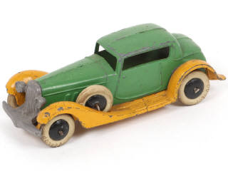 Lot 242 - DINKY TOYS (FRANCE) (1)