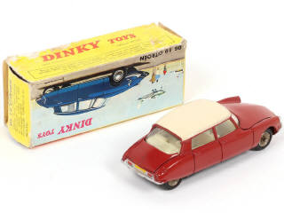 Lot 262 - DINKY TOYS (FRANCE) (1)