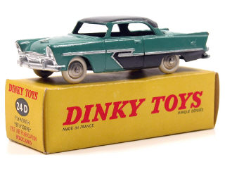 Lot 744 - DINKY TOYS (FRANCE) (1)