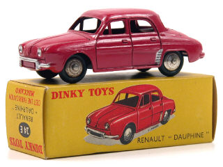 Lot 745 - DINKY TOYS (FRANCE) (1)
