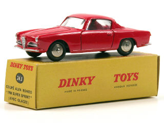 Lot 748 - DINKY TOYS FRANCE (1)