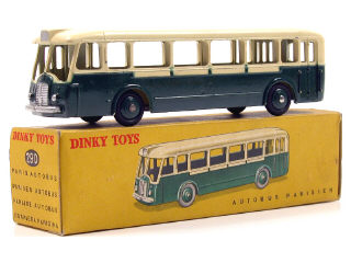 Lot 801 - DINKY TOYS FRANCE (1)