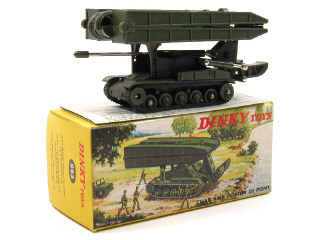 Lot 825 - DINKY TOYS FRANCE (1)