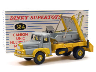 Lot 809 - DINKY TOYS FRANCE (1)