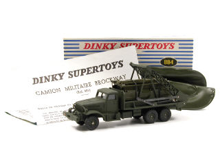 Lot 823 - DINKY TOYS FRANCE (1)