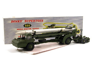 Lot 609 - DINKY TOYS GB (1)