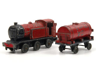 Lot 487 - DINKY TOYS GB (2)
