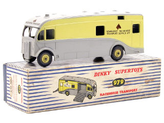 Lot 600 - DINKY TOYS GB (1)