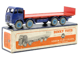 Lot 586 - DINKY TOYS (GB) (1)