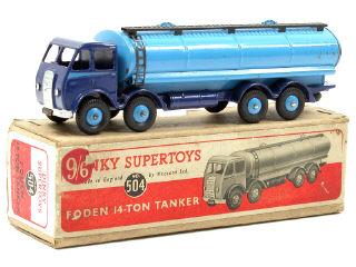 Lot 588 - DINKY TOYS GB (1)