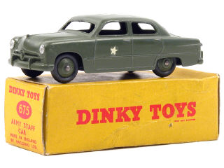 Lot 355 - DINKY TOYS GB (1)