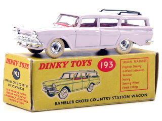 Lot 374 - DINKY TOYS (GB) (1)