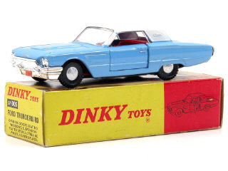 Lot 450 - DINKY TOYS GB (1)