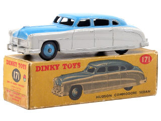 Lot 356 - DINKY TOYS GB (1)